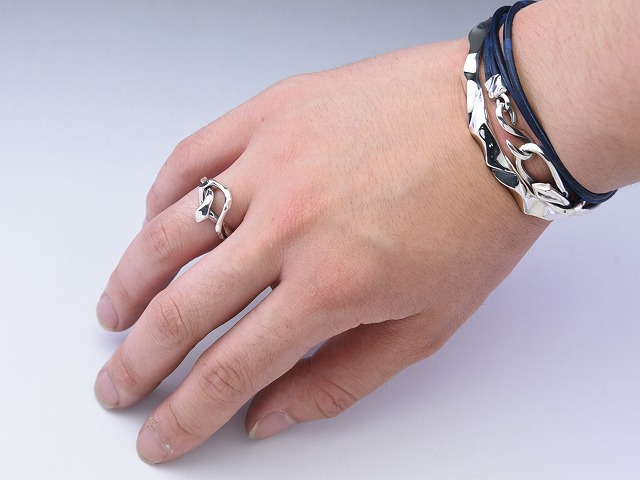 KNOT SNAKE RING SINGLE