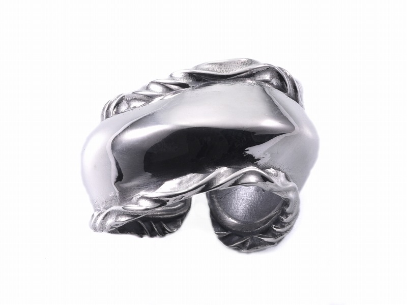 RT:GHOST RING