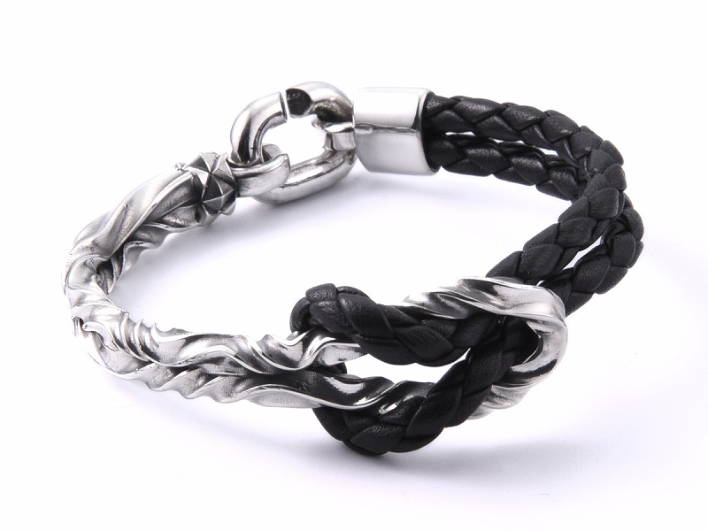 LEATHER BRACELET｜シルバーアクセサリーディールデザイン