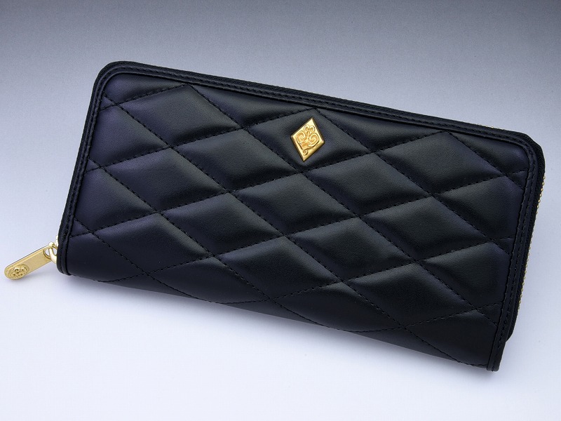 DIA QUILTING WALLET